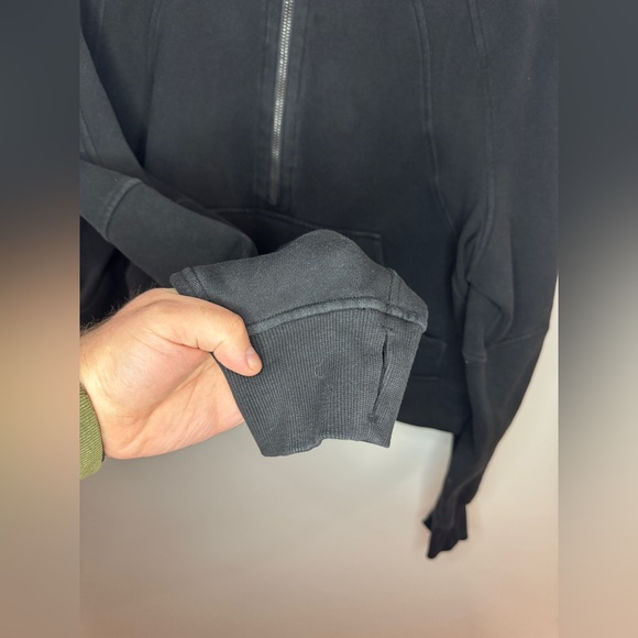 Pre-Owned MD/LG Lululemon Scuba Oversized Half-Zip Hoodie in Black - Picture 8 of 12